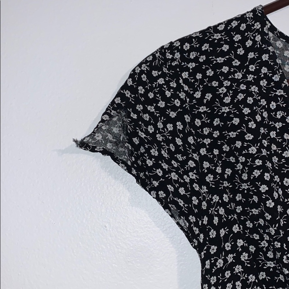 Garage wrap romper - Picture 2 of 2